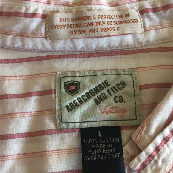 GOV SHUTDOWN SALE!!! Abercrombie and Fitch - Picture 4 of 4
